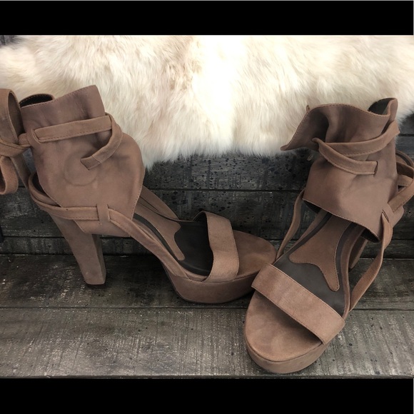 VERA WANG Lavender Tan Platform Sexy Ankle Tie Leather Sandal Heels 9 - Picture 2 of 7